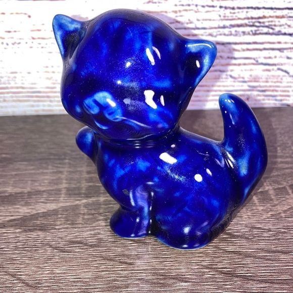 Vintage VAN BRIGGLE Pottery ARTS & CRAFTS Kitty Cat KITTEN Blue Figurine - Picture 1 of 8